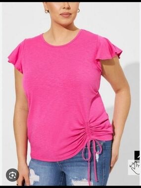 Torrid NWOT Sz 3  Hot Pink Ruffle Sleeve Tee with Side Drawstring
